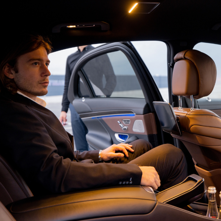 Luxury Car Service